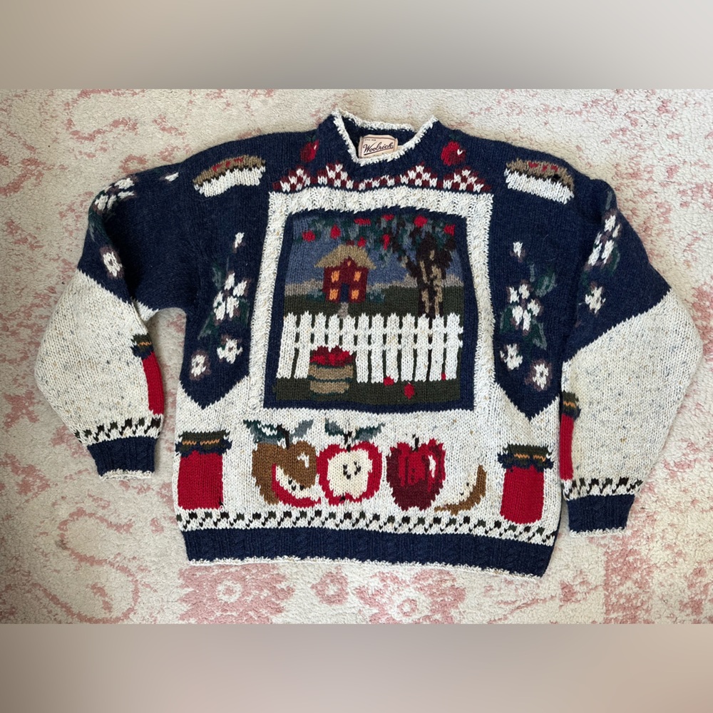 Vintage blue and red Woolrich Apple sweater L